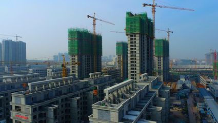 丹河藍灣項目建設穩步推進，多棟住宅樓陸續封頂